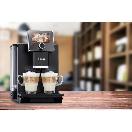Kaffeevollautomat Nivona 960 mit App steuerung - Blatt und Bohne, 1.499,00 €